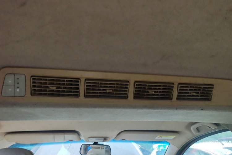 Used Wuling Hongguang 2015 1.5L S1 Luxury National Emission Standard V Headliner