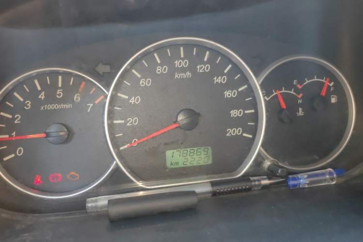 Used Wuling Hongguang 2015 1.5L S Base Model China IV Instrument Cluster