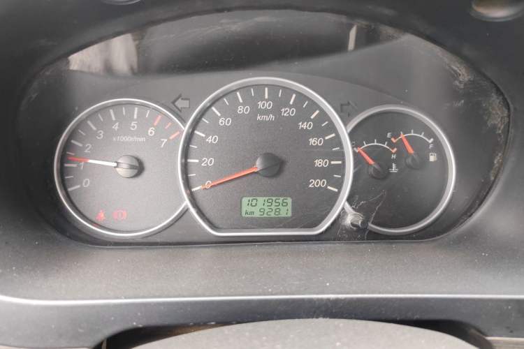 Used Wuling Hongguang 2015 1.5L S Base Model China IV Instrument Cluster