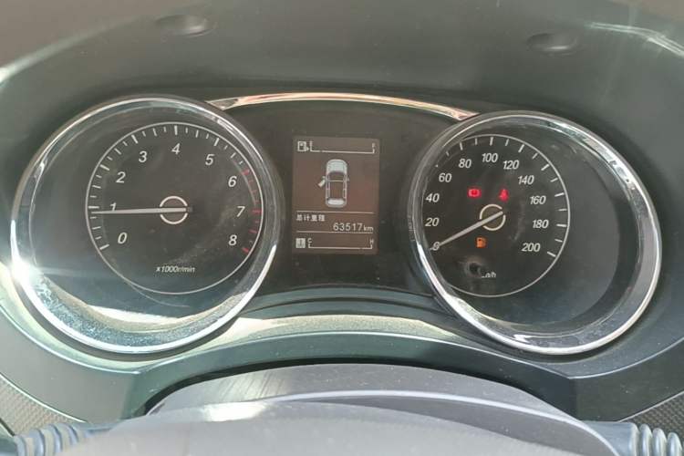 Used Wuling Hongguang 2015 1.5L S1 Comfort China V Standard Instrument Cluster