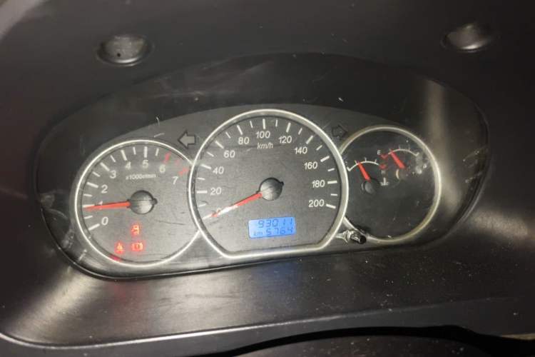 Used Wuling Hongguang 2015 1.5L S1 Standard China V-Emission Standards Instrument Cluster