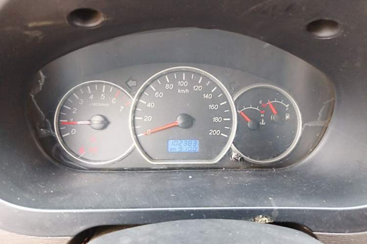 Used Wuling Hongguang 2015 1.5L S Base Model China IV Instrument Cluster