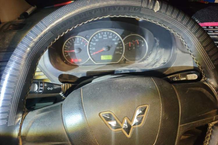 Used Wuling Hongguang 2015 1.5L S Basic Version China V Standard Instrument Cluster