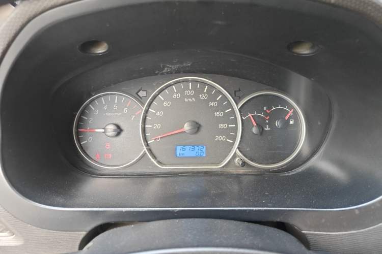 Used Wuling Hongguang 2015 1.5L S1 Standard China V-Emission Standards Instrument Cluster