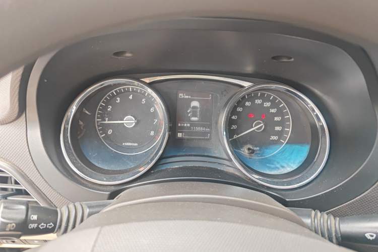 Used Wuling Hongguang 2015 1.5L S1 Luxury National Emission Standard V Instrument Cluster