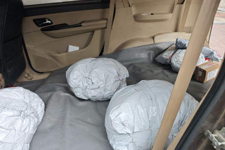 Used Wuling Hongguang 2015 1.5L S1 Comfort China V Standard Interior 4