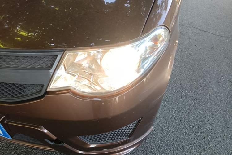 Used Wuling Hongguang 2015 1.5L S Base Model China IV Left Front Headlight
