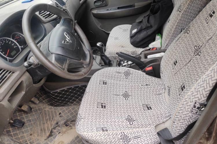 Used Wuling Hongguang 2015 1.5L S Base Model China IV Left Front Seat