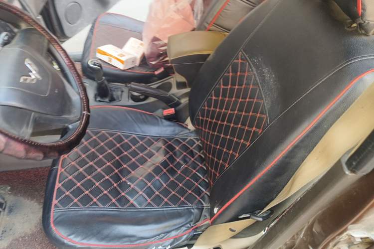 Used Wuling Hongguang 2015 1.5L S1 Standard China V-Emission Standards Left Front Seat