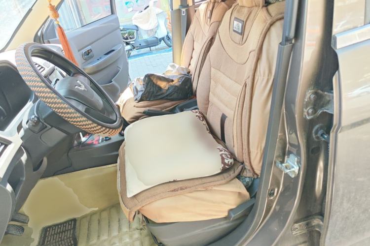 Used Wuling Hongguang 2015 1.5L S Basic Version China V Standard Left Front Seat