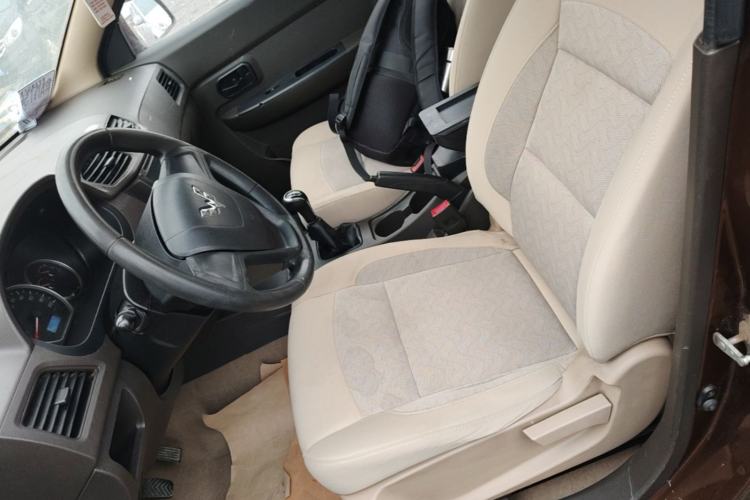 Used Wuling Hongguang 2015 1.5L S1 Standard China V-Emission Standards Left Front Seat