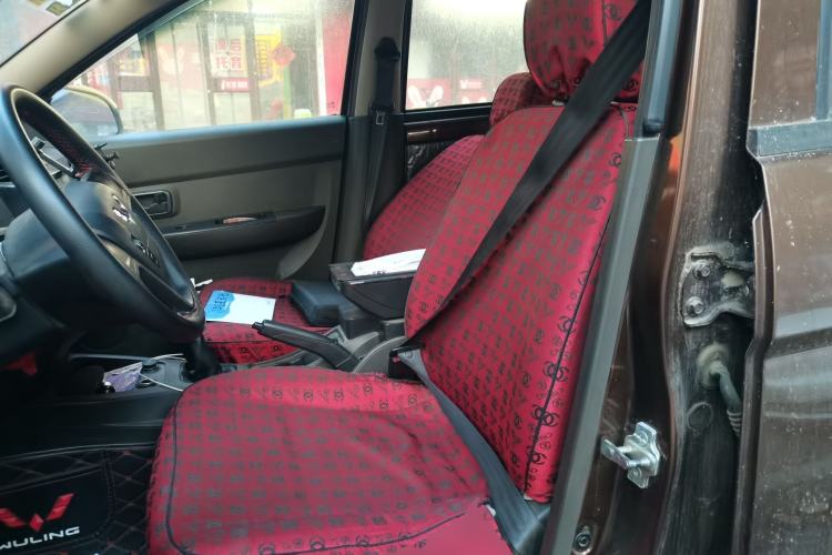 Used Wuling Hongguang 2015 1.5L S Basic Version China V Standard Left Front Seat