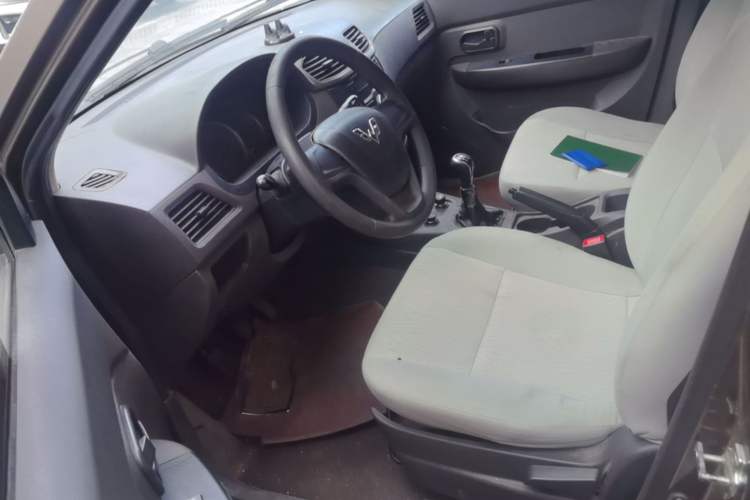 Used Wuling Hongguang 2015 1.2L S Base Model China V Standard Left Front Seat