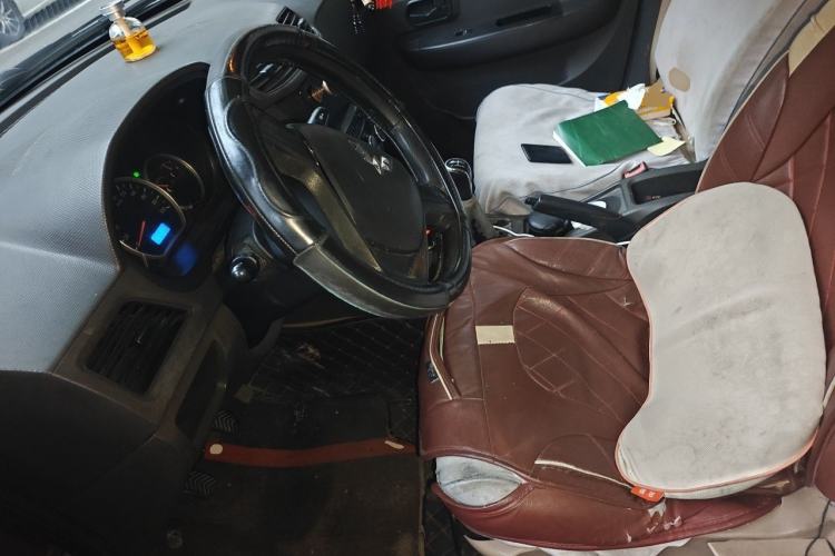 Used Wuling Hongguang 2015 1.5L S Basic Version China V Standard Left Front Seat