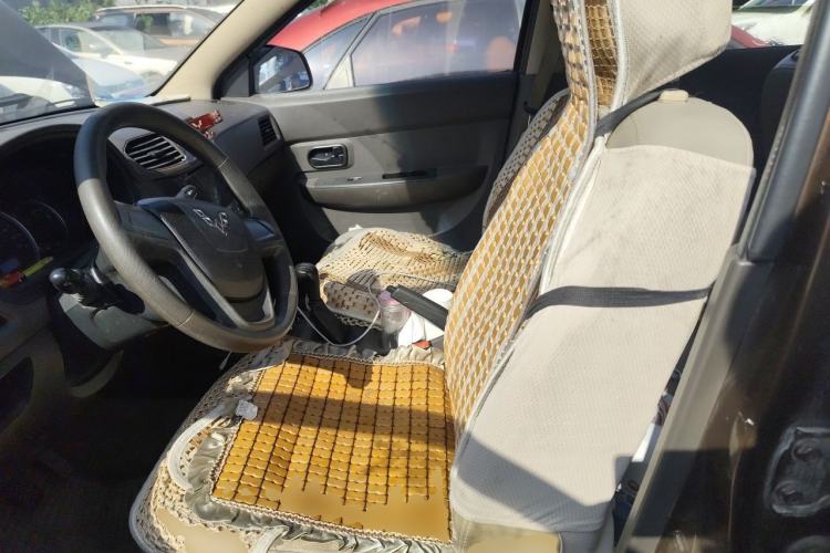 Used Wuling Hongguang 2015 1.5L S1 Standard China V-Emission Standards Left Front Seat