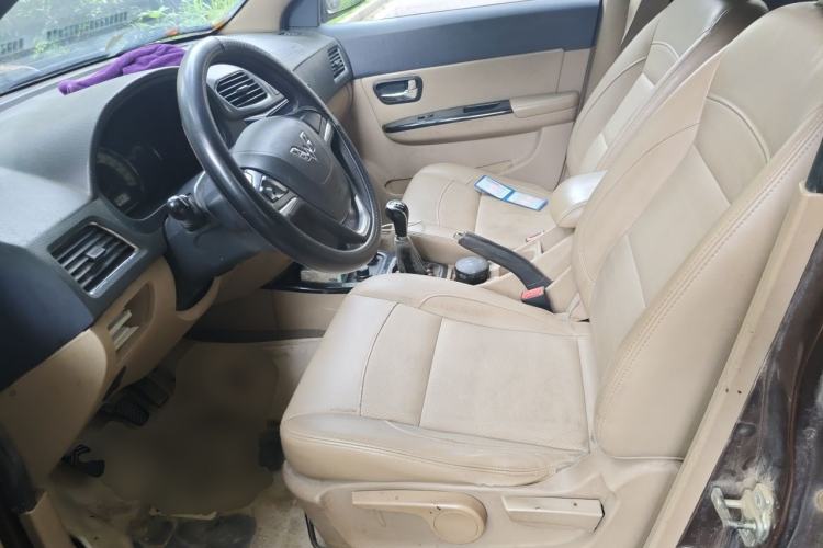 Used Wuling Hongguang 2015 1.5L S Basic Version China V Standard Left Front Seat