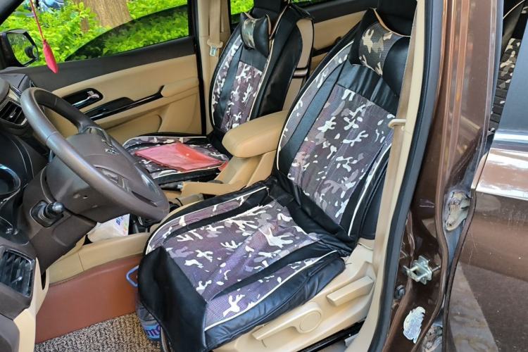 Used Wuling Hongguang 2015 1.5L S1 Luxury National Emission Standard V Left Front Seat