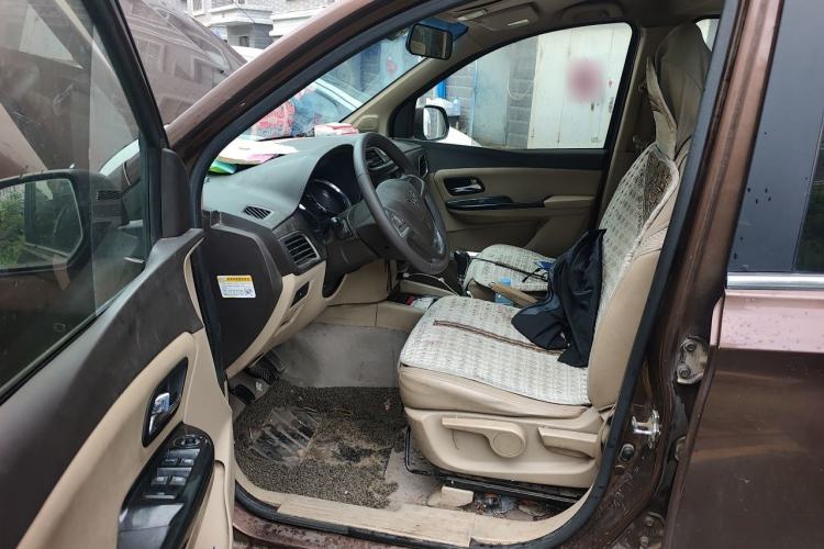 Used Wuling Hongguang 2015 1.5L S1 Luxury National Emission Standard V Left Front Seat
