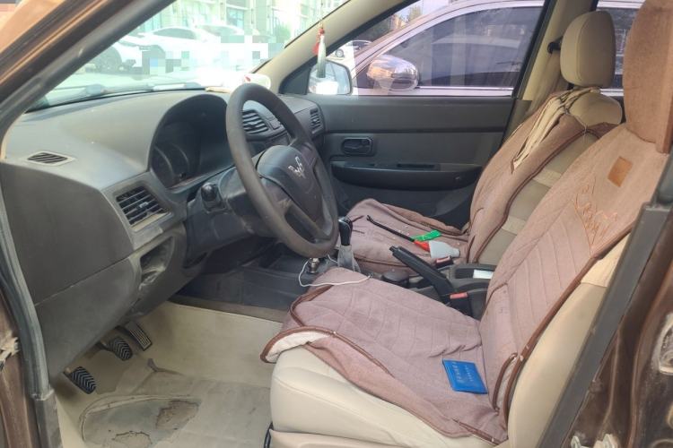 Used Wuling Hongguang 2015 1.5L S Basic Version China V Standard Left Front Seat