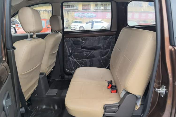 Used Wuling Hongguang 2015 1.5L S Base Model China IV Left Rear Seat