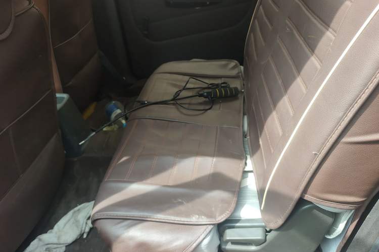 Used Wuling Hongguang 2015 1.5L S Basic Version China V Standard Left Rear Seat
