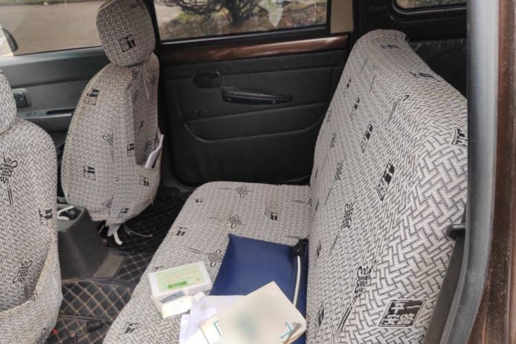 Used Wuling Hongguang 2015 1.5L S Base Model China IV Left Rear Seat