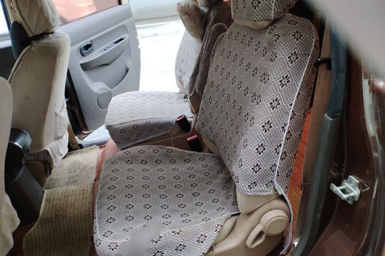 Used Wuling Hongguang 2015 1.5L S Basic Version China V Standard Left Rear Seat