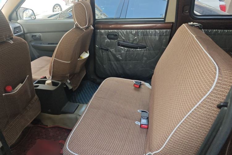 Used Wuling Hongguang 2015 1.5L S Base Model China IV Left Rear Seat