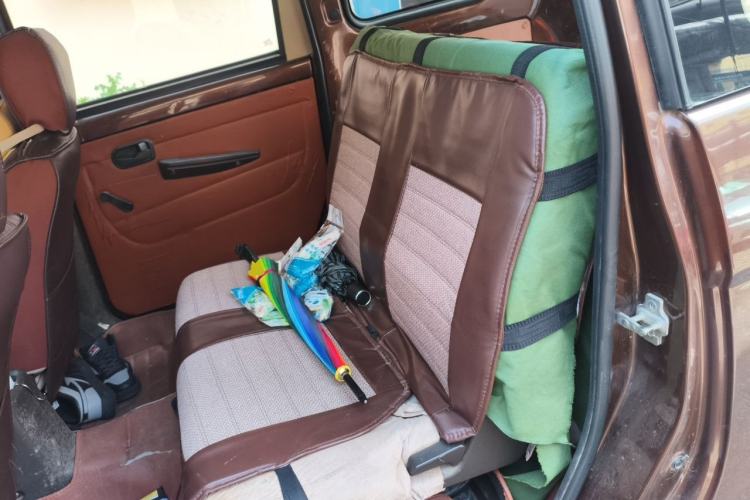 Used Wuling Hongguang 2015 1.5L S Basic Version China V Standard Left Rear Seat