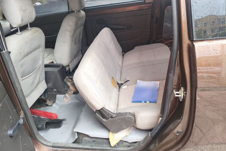 Used Wuling Hongguang 2015 1.2L S Base Model China V Standard Left Rear Seat