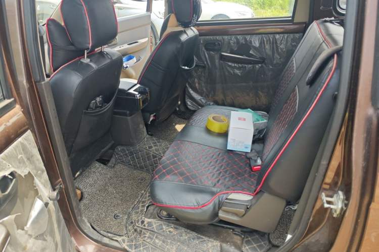 Used Wuling Hongguang 2015 1.2L S Base Model China V Standard Left Rear Seat