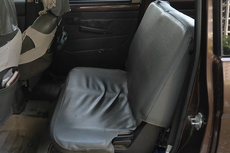 Used Wuling Hongguang 2015 1.2L S Base Model China V Standard Left Rear Seat