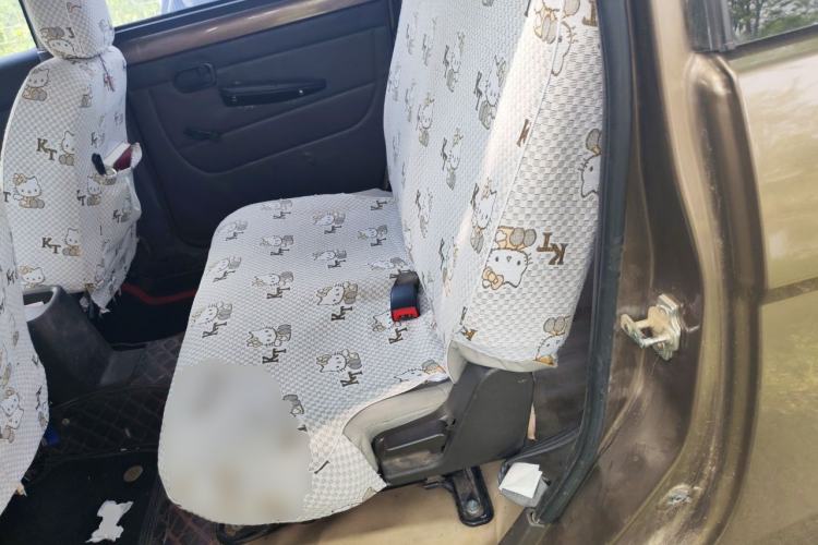 Used Wuling Hongguang 2015 1.5L S Basic Version China V Standard Left Rear Seat
