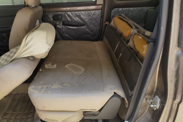 Used Wuling Hongguang 2015 1.2L S Base Model China V Standard Left Rear Seat