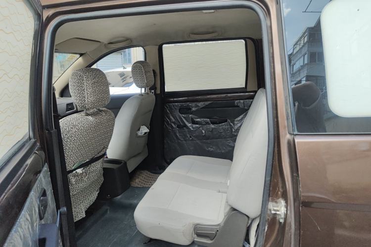 Used Wuling Hongguang 2015 1.2L S Base Model China V Standard Left Rear Seat