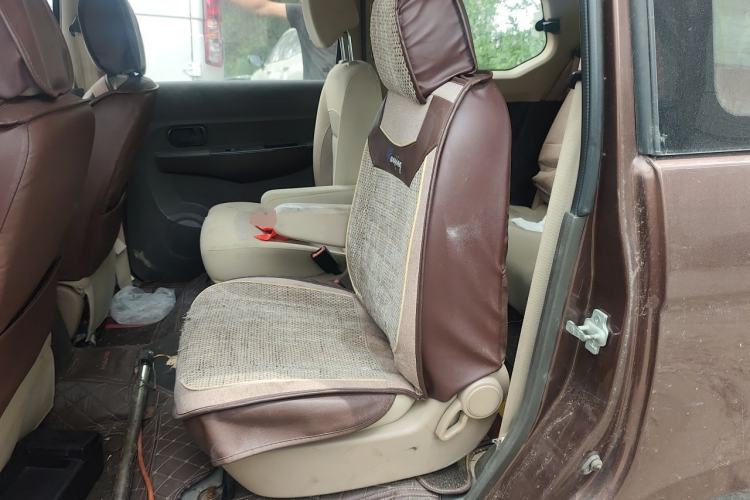 Used Wuling Hongguang 2015 1.5L S Basic Version China V Standard Left Rear Seat