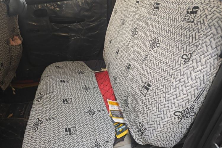 Used Wuling Hongguang 2015 1.2L S Base Model China V Standard Left Rear Seat