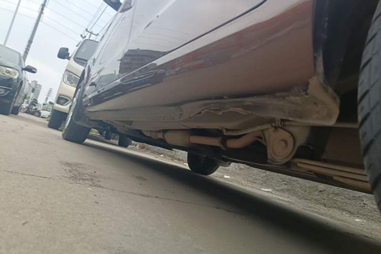 Used Wuling Hongguang 2015 1.2L S Base Model China IV Left Side Sill