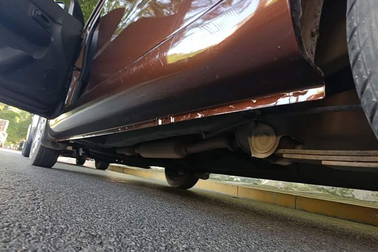 Used Wuling Hongguang 2015 1.5L S Base Model China IV Left Side Sill