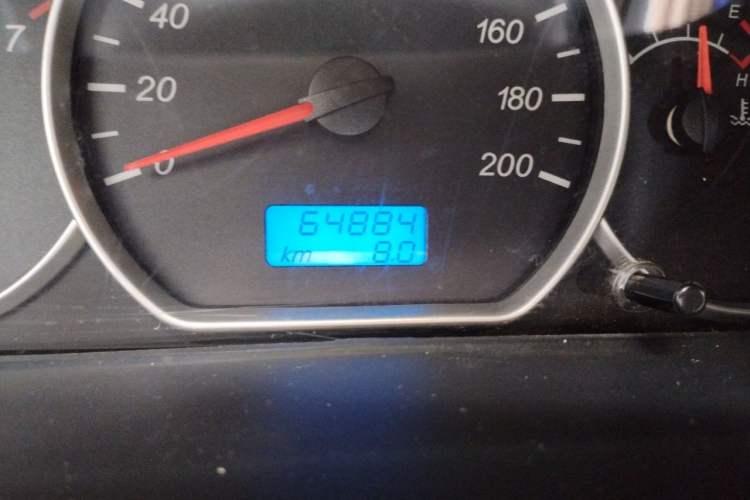 Used Wuling Hongguang 2015 1.5L S Basic Version China V Standard Odometer Close Up