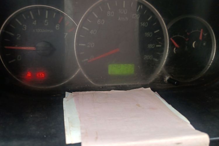 Used Wuling Hongguang 2015 1.2L S Base Model China IV Odometer Close Up