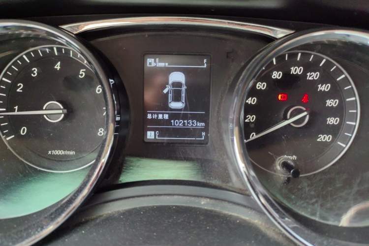 Used Wuling Hongguang 2015 1.5L S1 Comfort China V Standard Odometer Close Up
