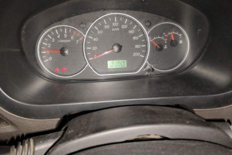 Used Wuling Hongguang 2015 1.2L S Base Model China V Standard Odometer Close Up
