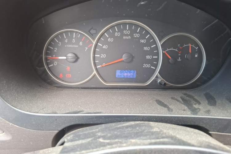Used Wuling Hongguang 2015 1.5L S Base Model China IV Odometer Close Up