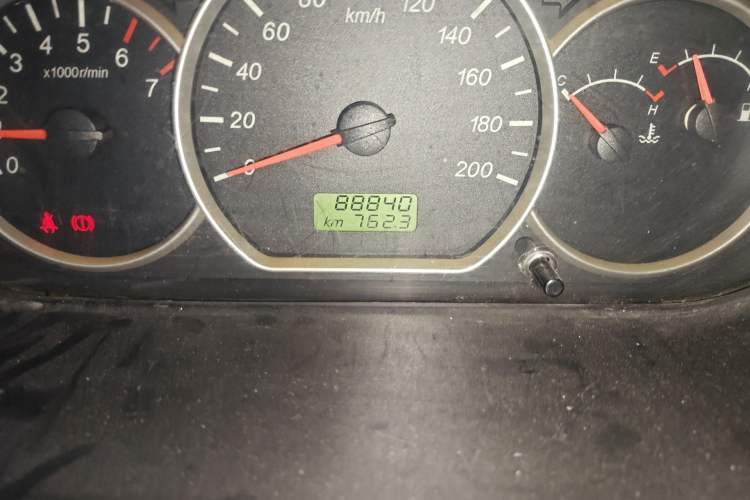 Used Wuling Hongguang 2015 1.5L S Base Model China IV Odometer Close Up