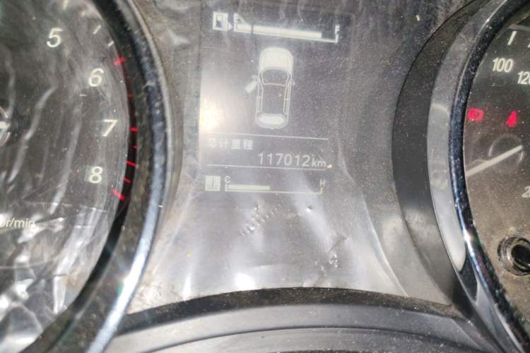 Used Wuling Hongguang 2015 1.5L S1 Comfort China V Standard Odometer Close Up