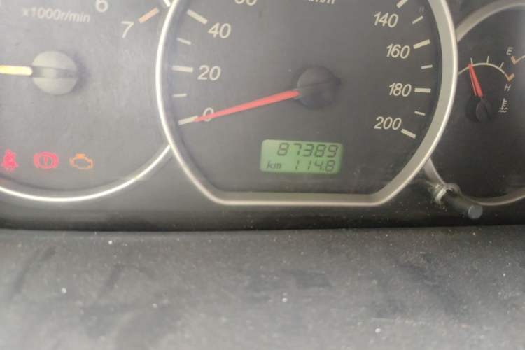 Used Wuling Hongguang 2015 1.2L S Base Model China V Standard Odometer Close Up