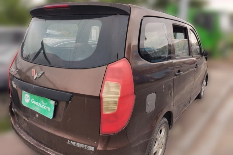 Used Wuling Hongguang 2015 1.5L S Basic Version China V Standard Rear Right 45 Deg