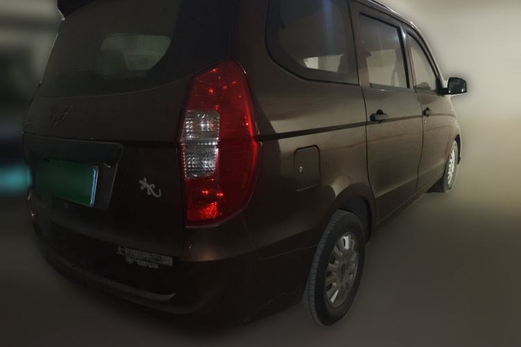 Used Wuling Hongguang 2015 1.5L S Basic Version China V Standard Rear Right 45 Deg