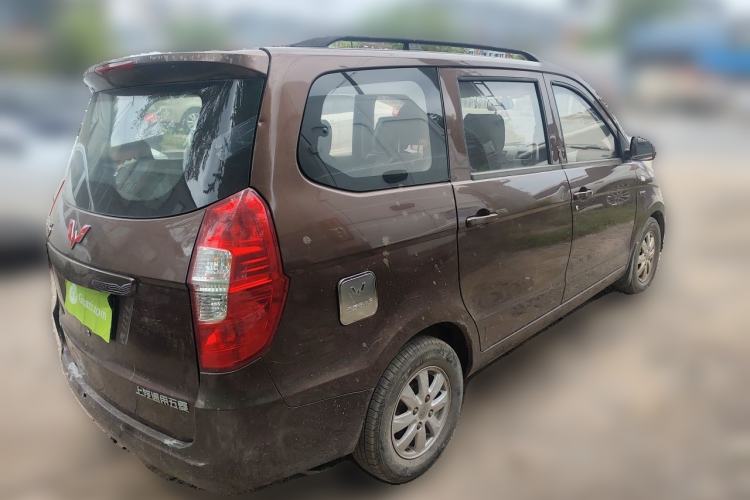 Used Wuling Hongguang 2015 1.5L S Basic Version China V Standard Rear Right 45 Deg
